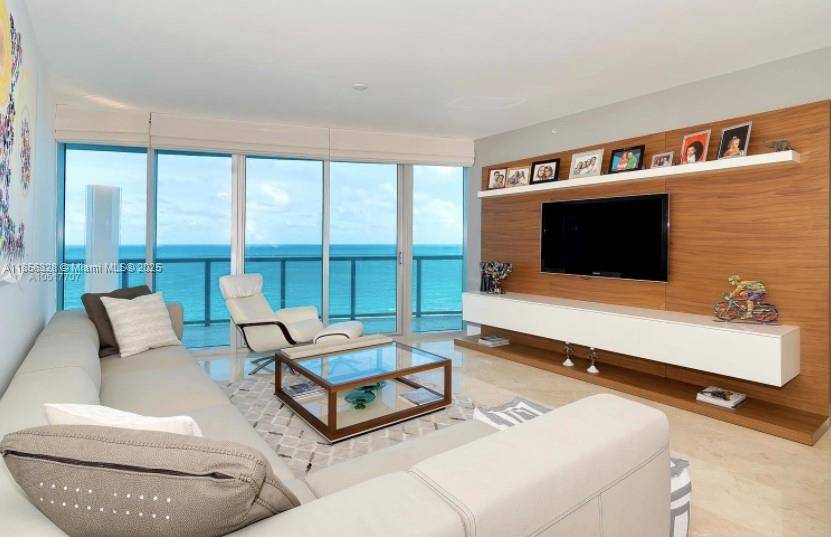 Sunny Isles Beach, FL 33160,17001 Collins Ave #1505