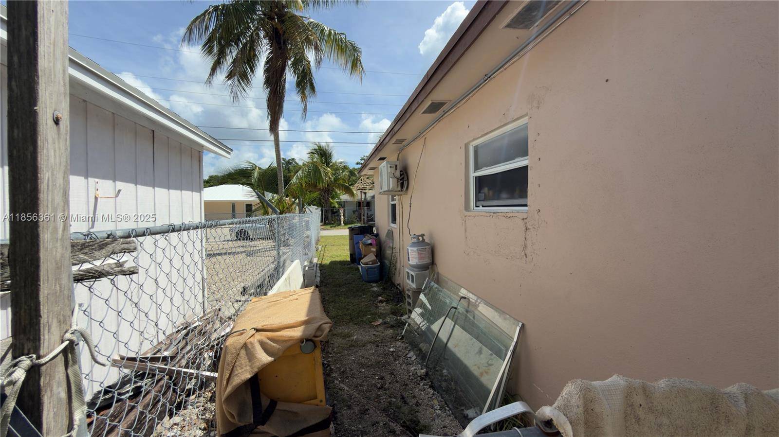 Key Largo, FL 33037,8 Madeira