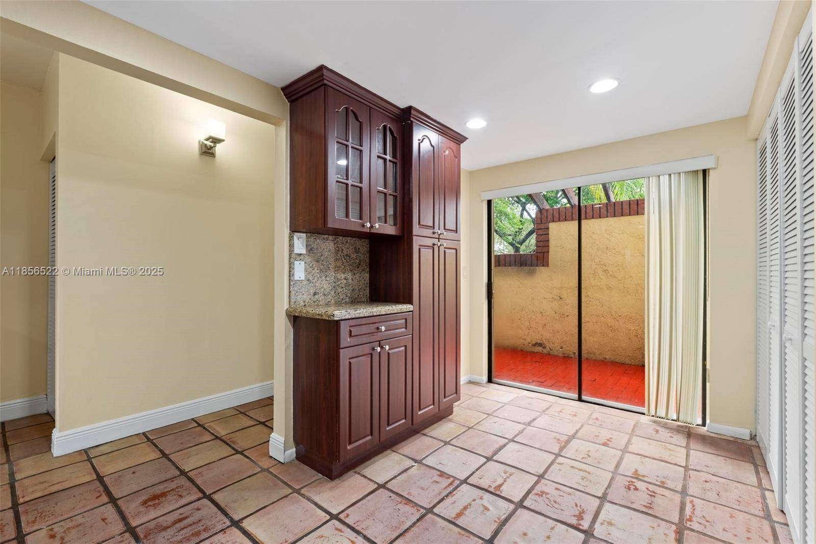 Sunrise, FL 33351,4651 NW 90th Ave #4651