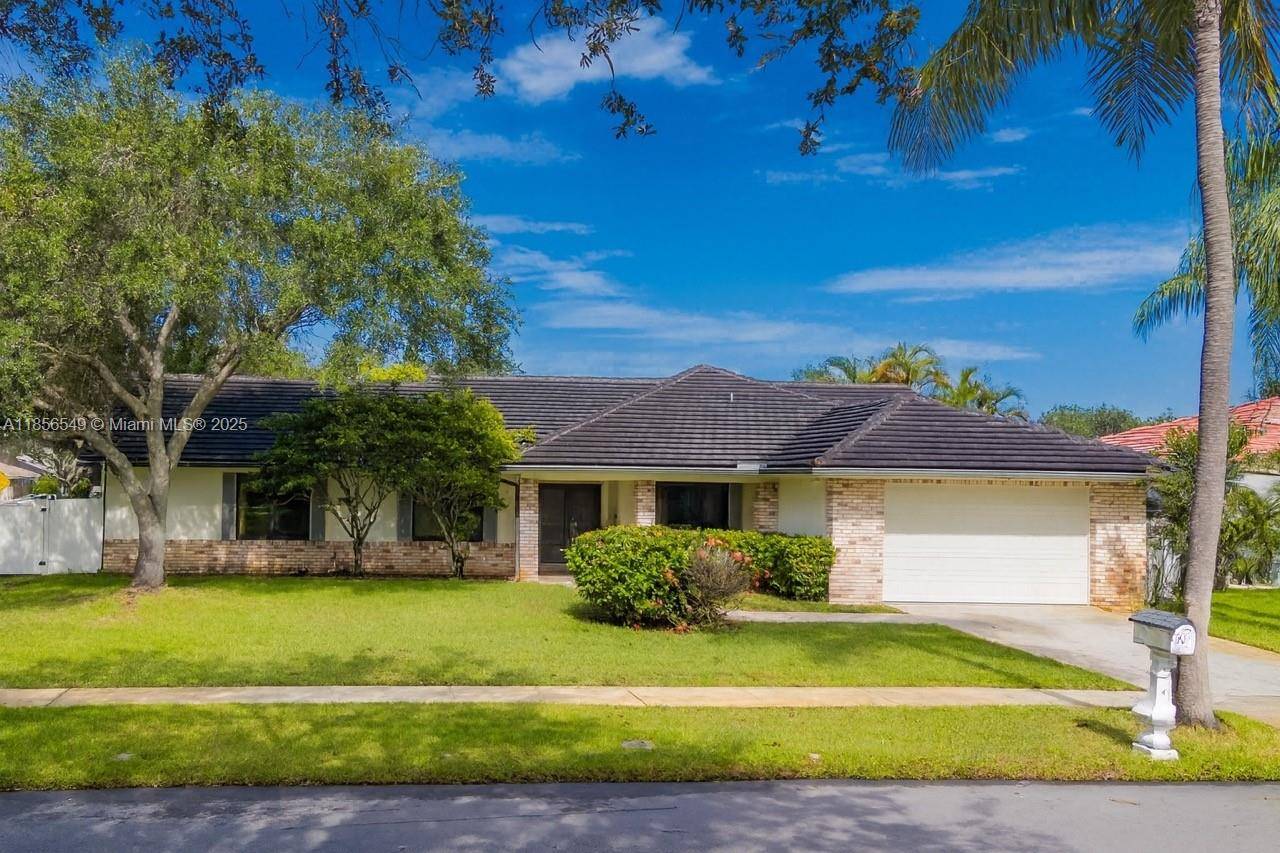 Pembroke Pines, FL 33029,400 NW 202nd Way