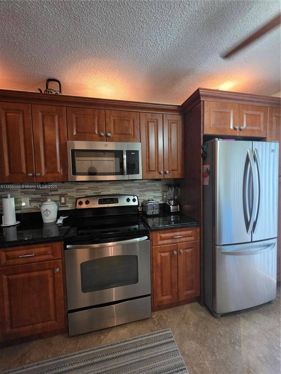 Coconut Creek, FL 33066,3699 Carambola Cir N #2837
