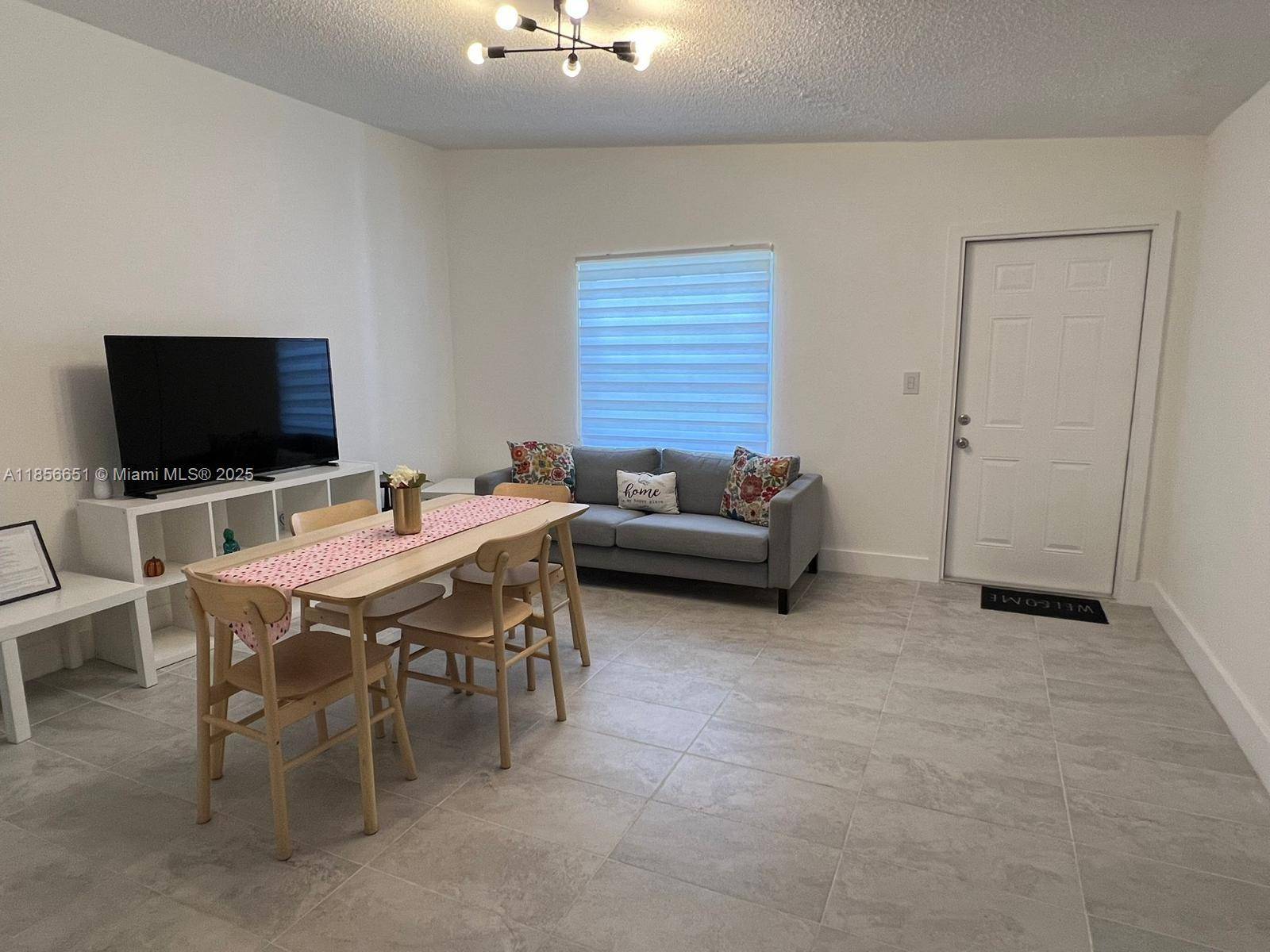 North Miami, FL 33168,13725 NW 4th Ct