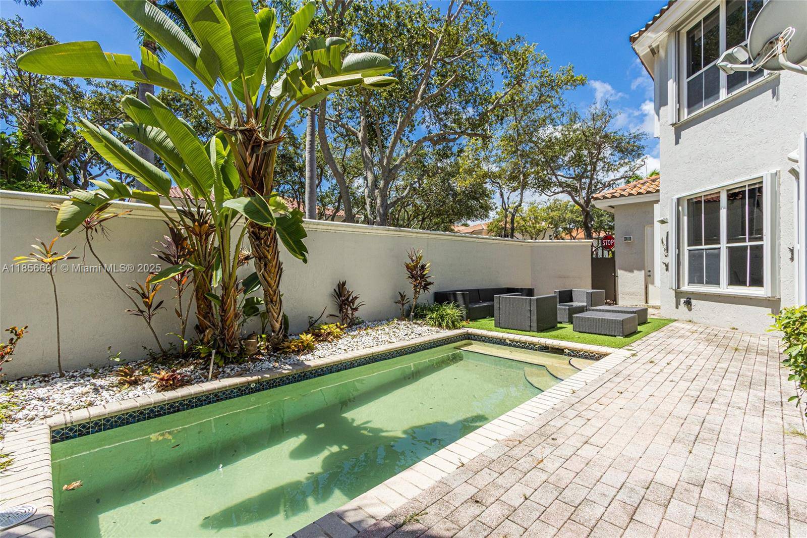 Hollywood, FL 33019,1467 Mariner Way