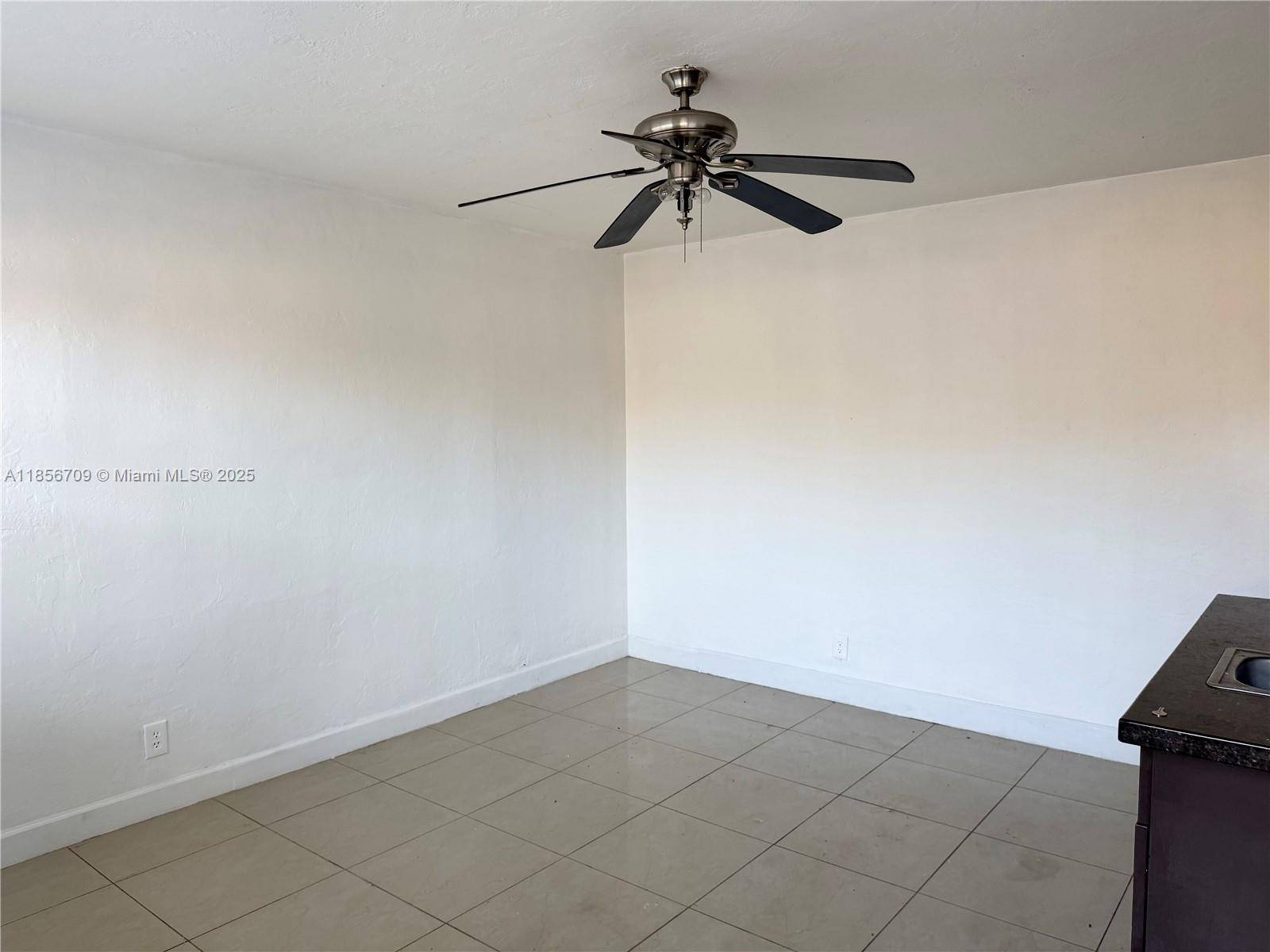 Wilton Manors, FL 33305,2024 NE 26th St #2