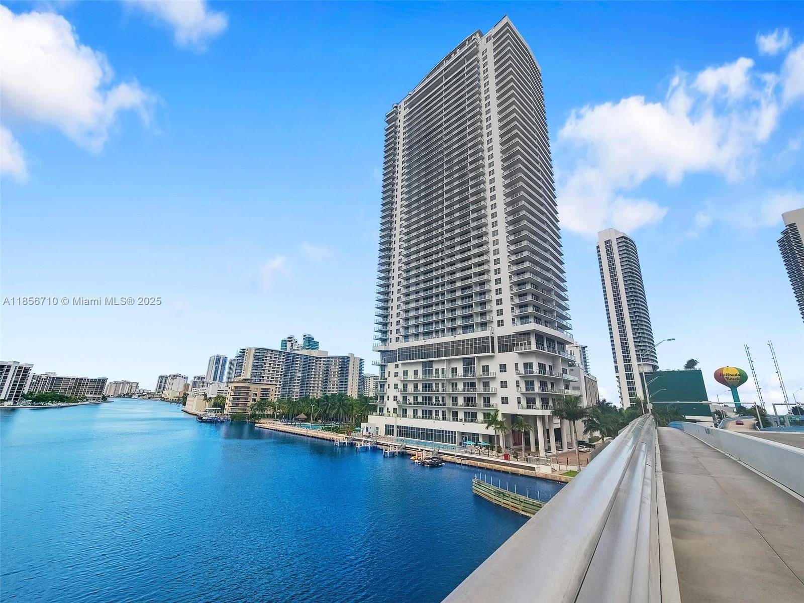 Hollywood, FL 33019,4010 S Ocean Dr #T3905