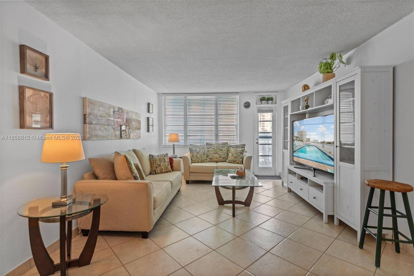 Hallandale Beach, FL 33009,1913 S Ocean Dr #316