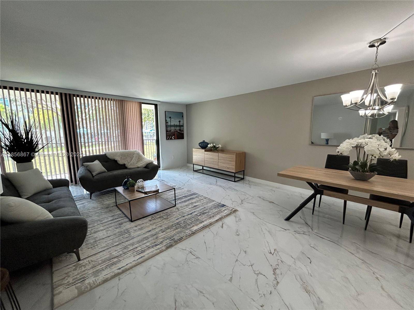 Fort Lauderdale, FL 33315,1101 River Reach Dr #102
