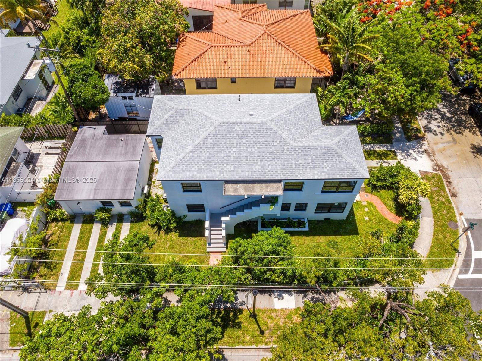 Miami, FL 33137,4222 NE 1st Ave #3