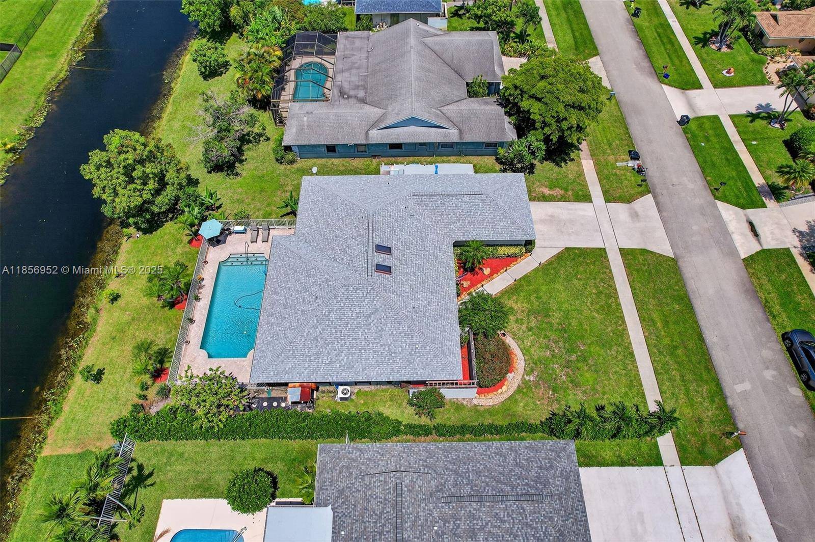 Wellington, FL 33414,13582 Columbine Ave