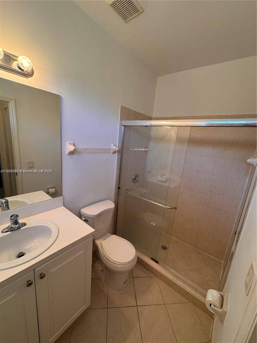 Cutler Bay, FL 33190,9343 SW 227th #1-20