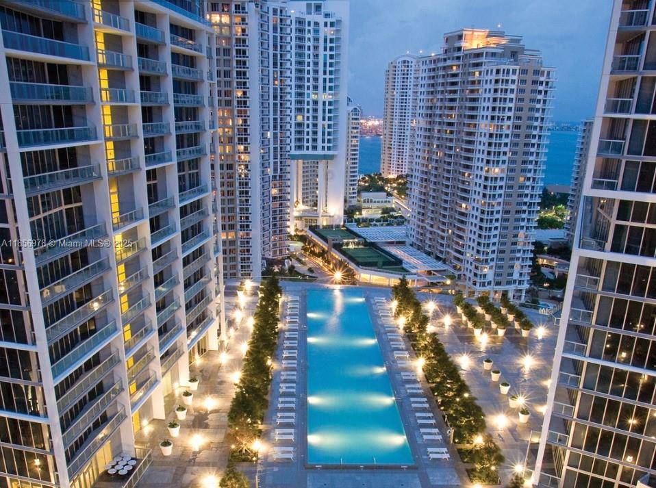 Miami, FL 33131,485 Brickell Ave #1607