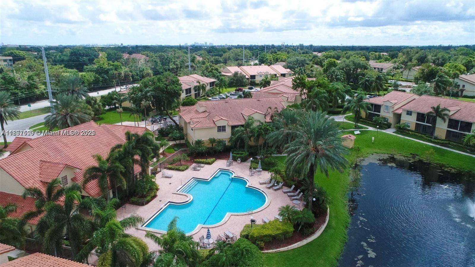 Pompano Beach, FL 33069,1237 SW 46th Ave #807