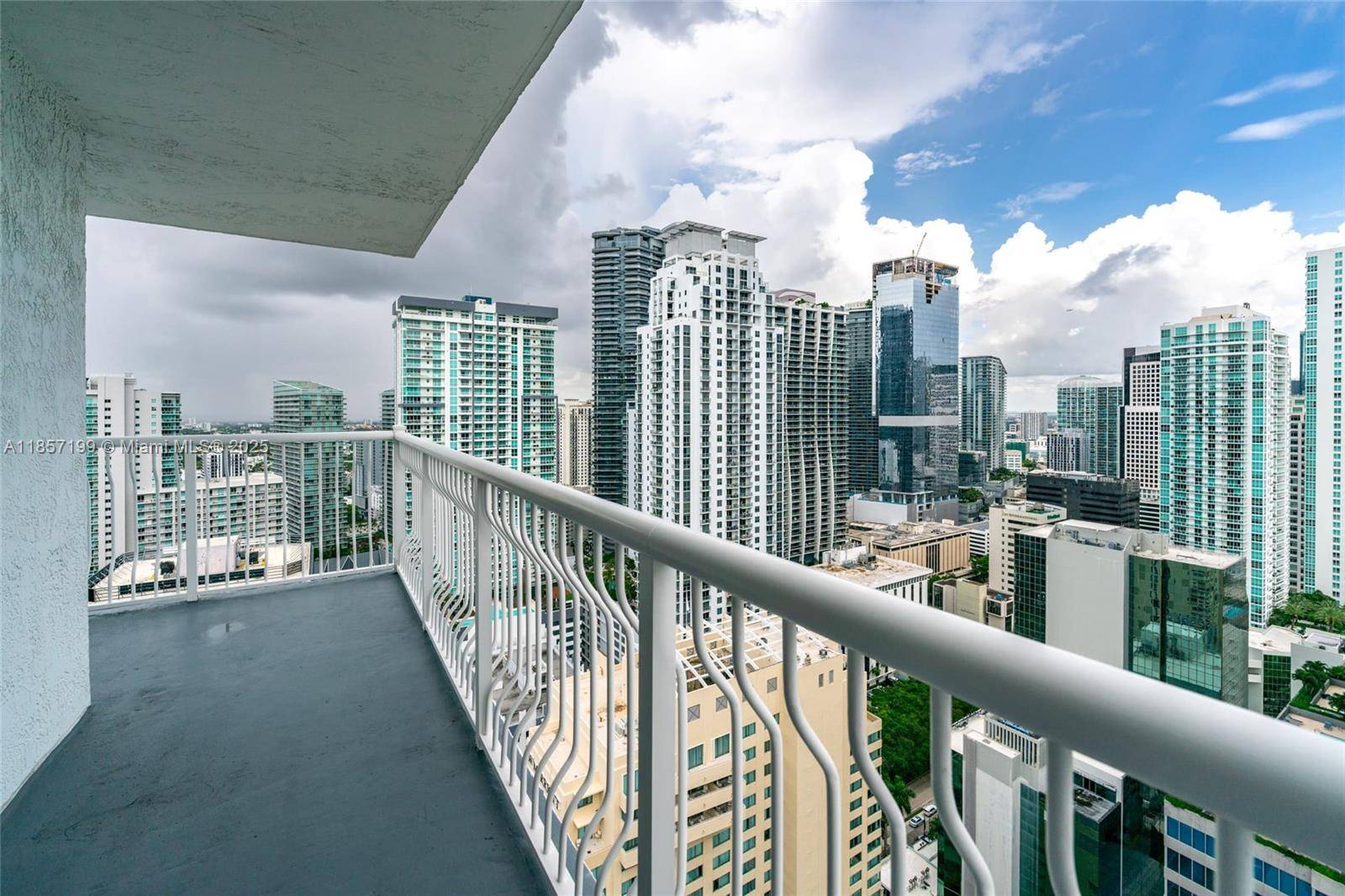 Miami, FL 33131,1200 Brickell Bay Dr #4024