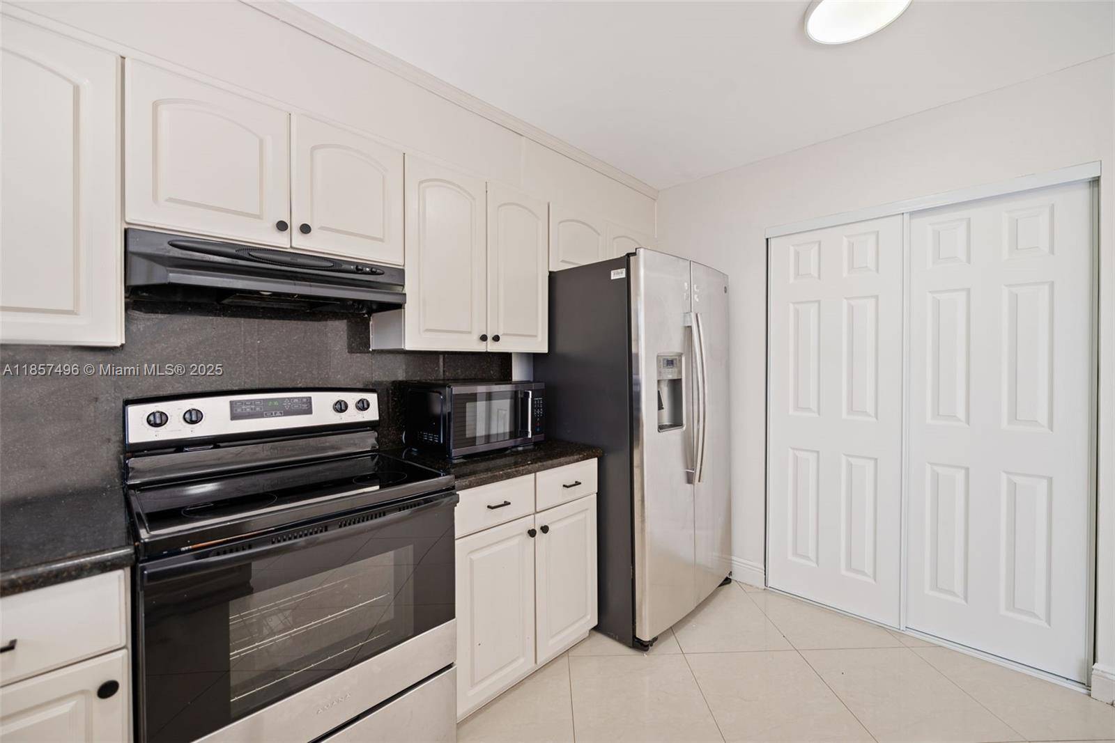 Pembroke Pines, FL 33026,1382 NW 123rd Ave