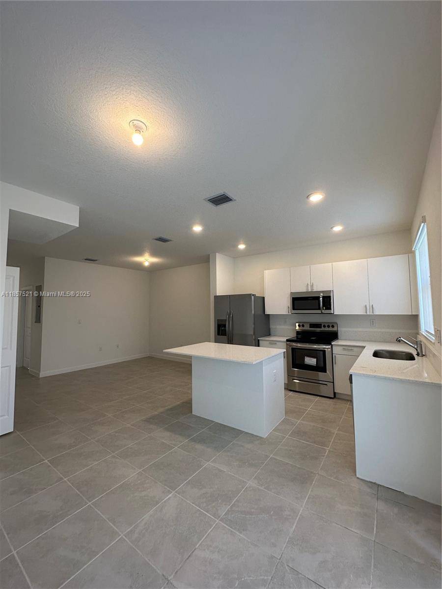 Homestead, FL 33033,28471 SW 132nd Ct #0