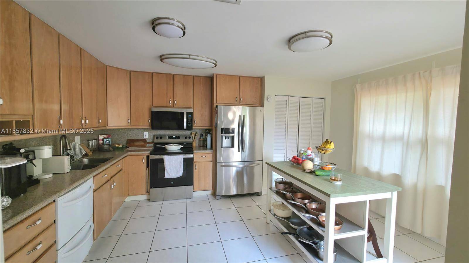 Miami, FL 33176,8906 SW 113th Place Cir E