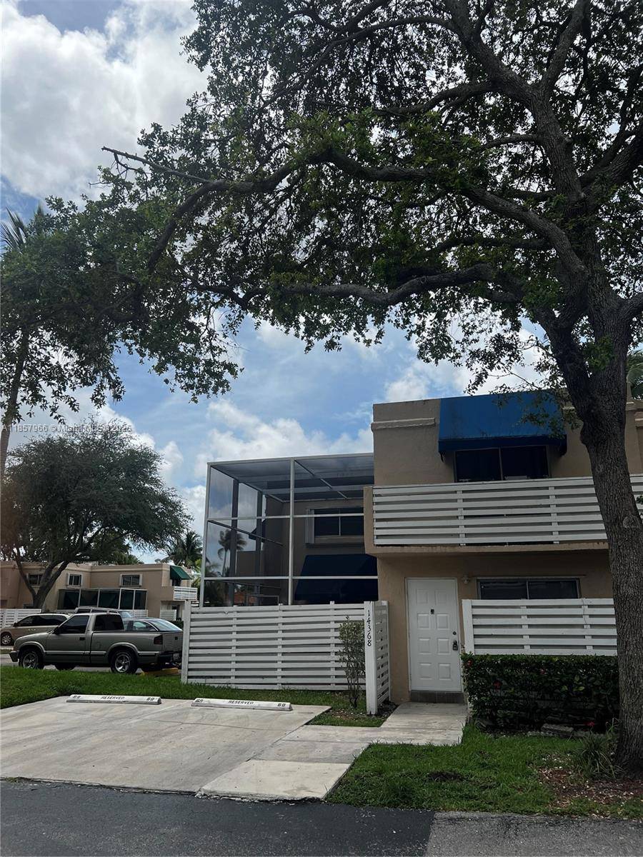 Miami, FL 33186,14368 SW 98th Ter