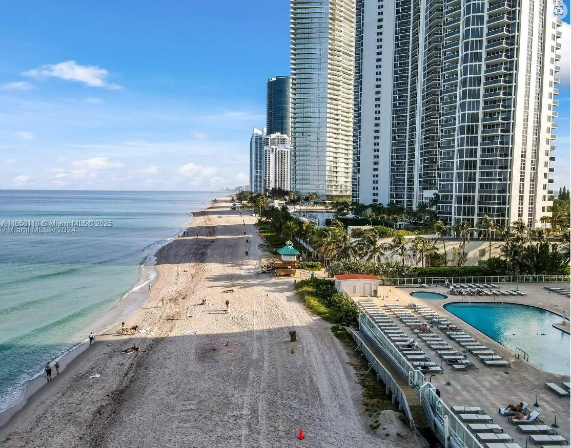 Sunny Isles Beach, FL 33160,19201 Collins Ave #611