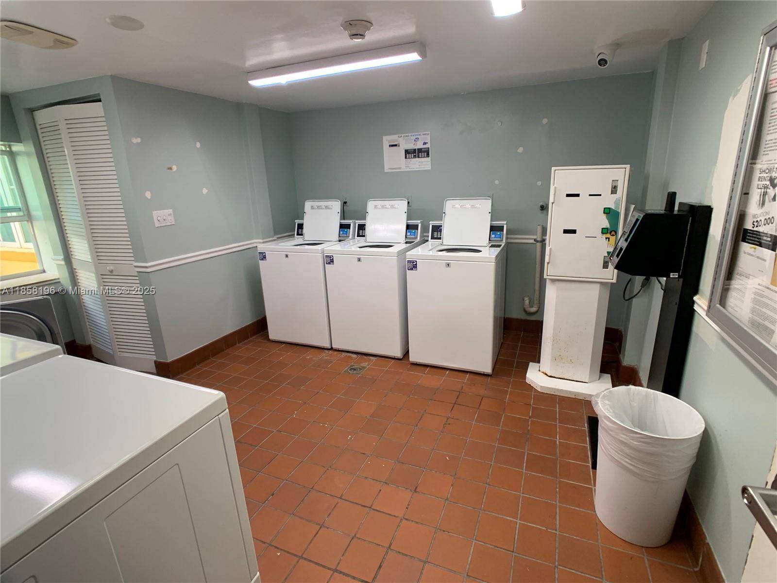 Miami Beach, FL 33139,1308 Drexel Ave #105