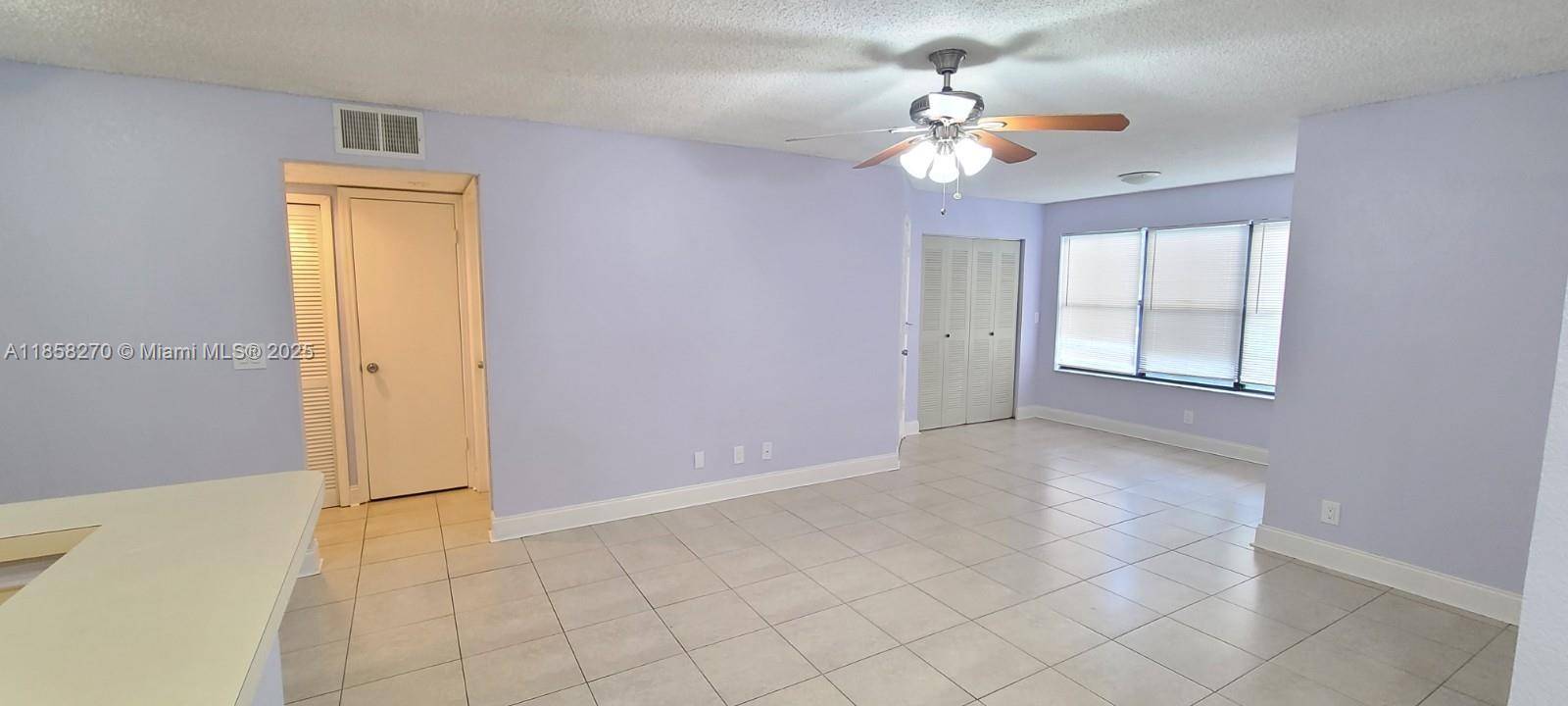 Davie, FL 33328,2986 S University Dr #8104