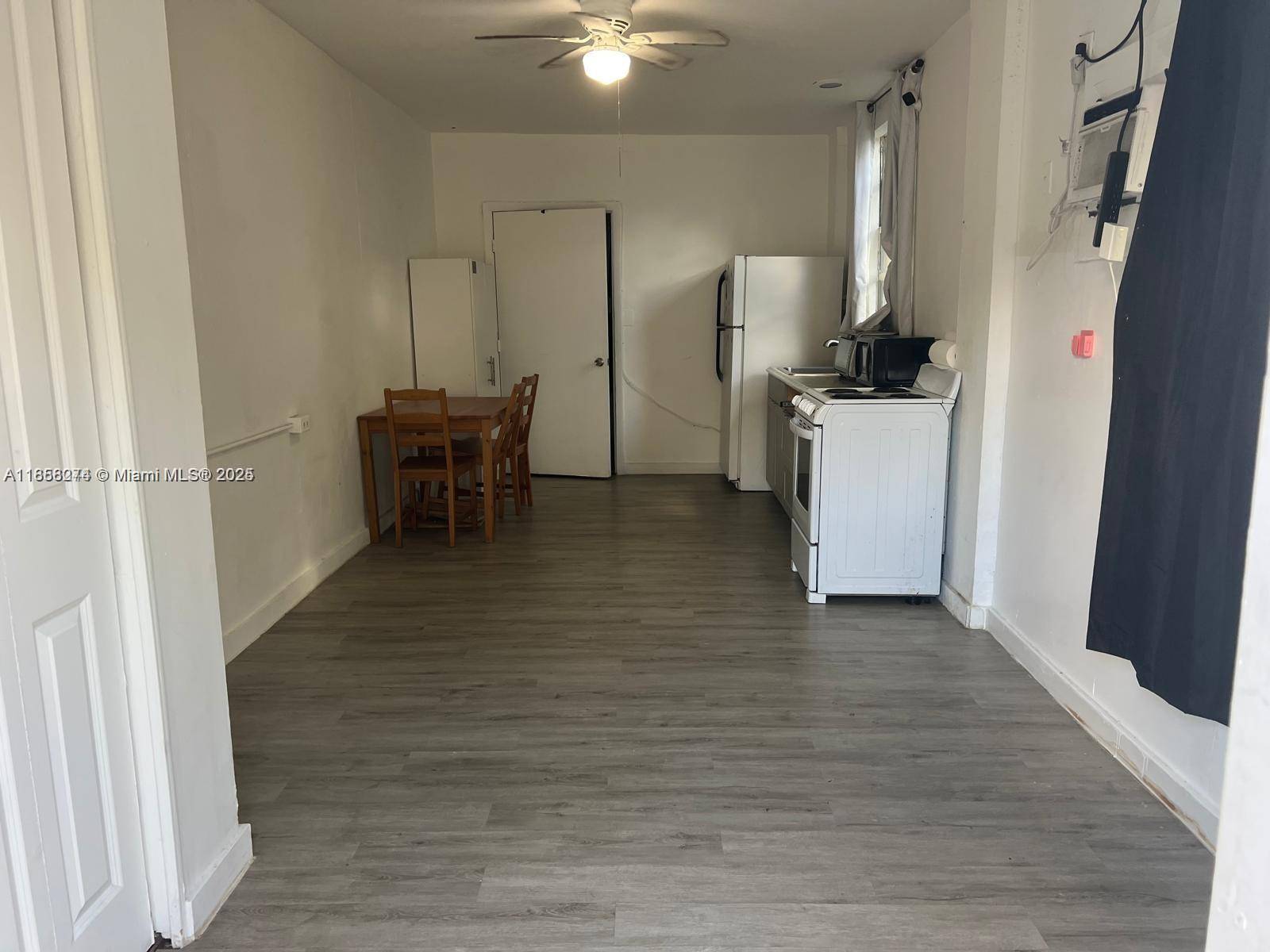 Hollywood, FL 33020,2126 Arthur St #2