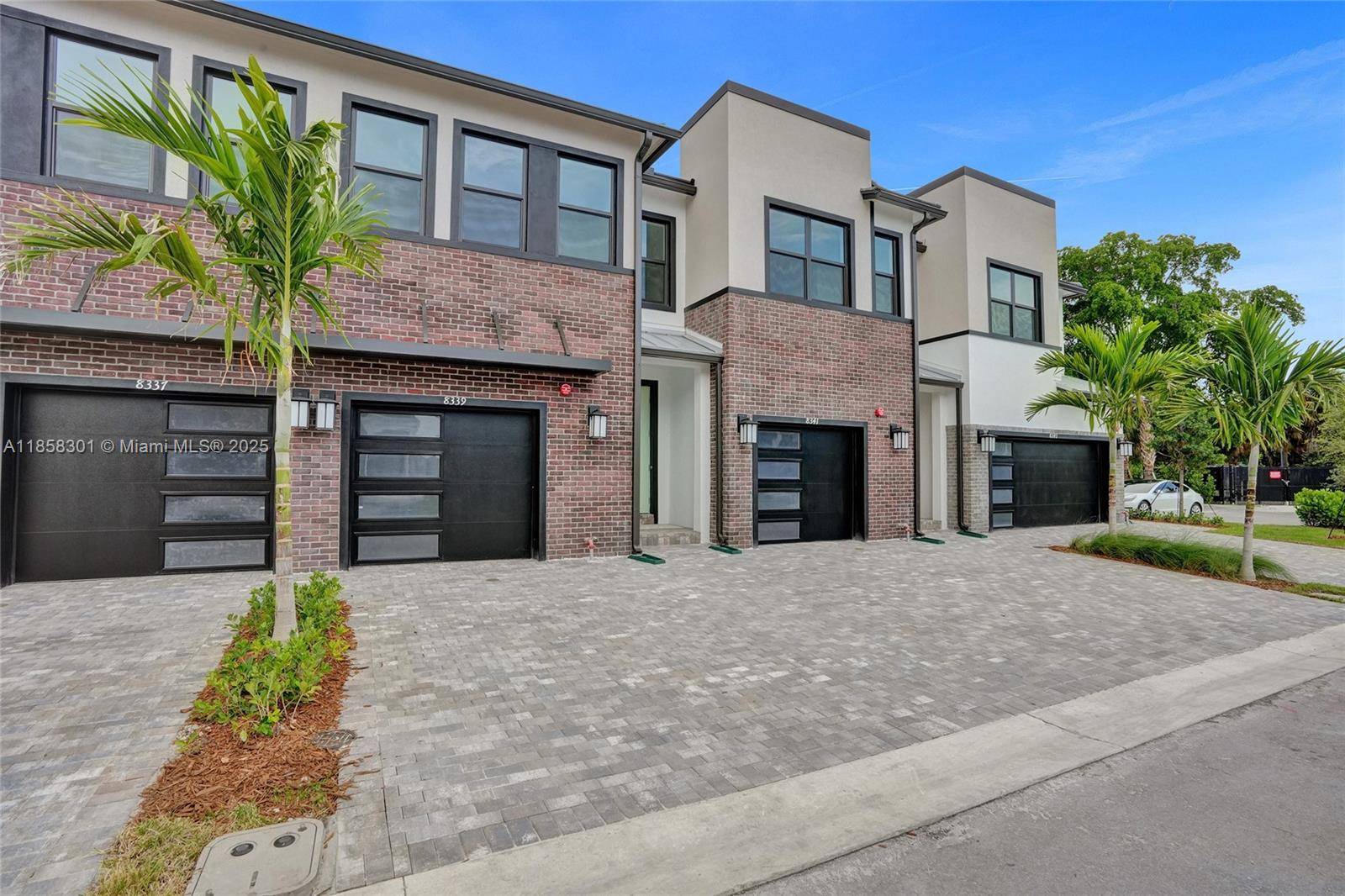 Plantation, FL 33324,767 NW 82nd ter