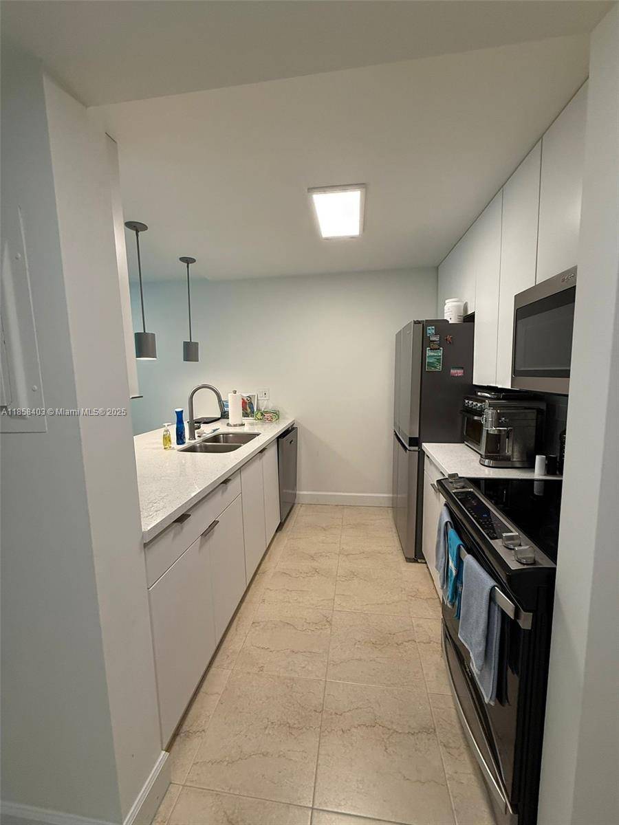 Miami, FL 33129,1550 Brickell Ave #B306