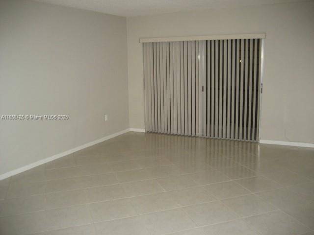Miami, FL 33176,10816 N KENDALL DR #R-14