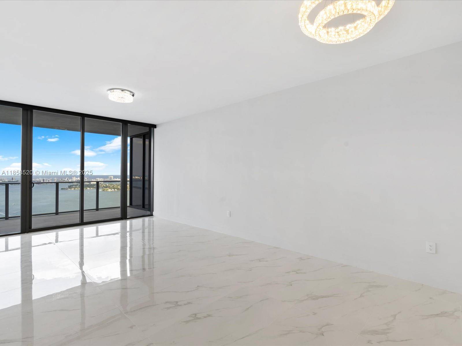 Miami, FL 33137,700 NE 24 Street #4906