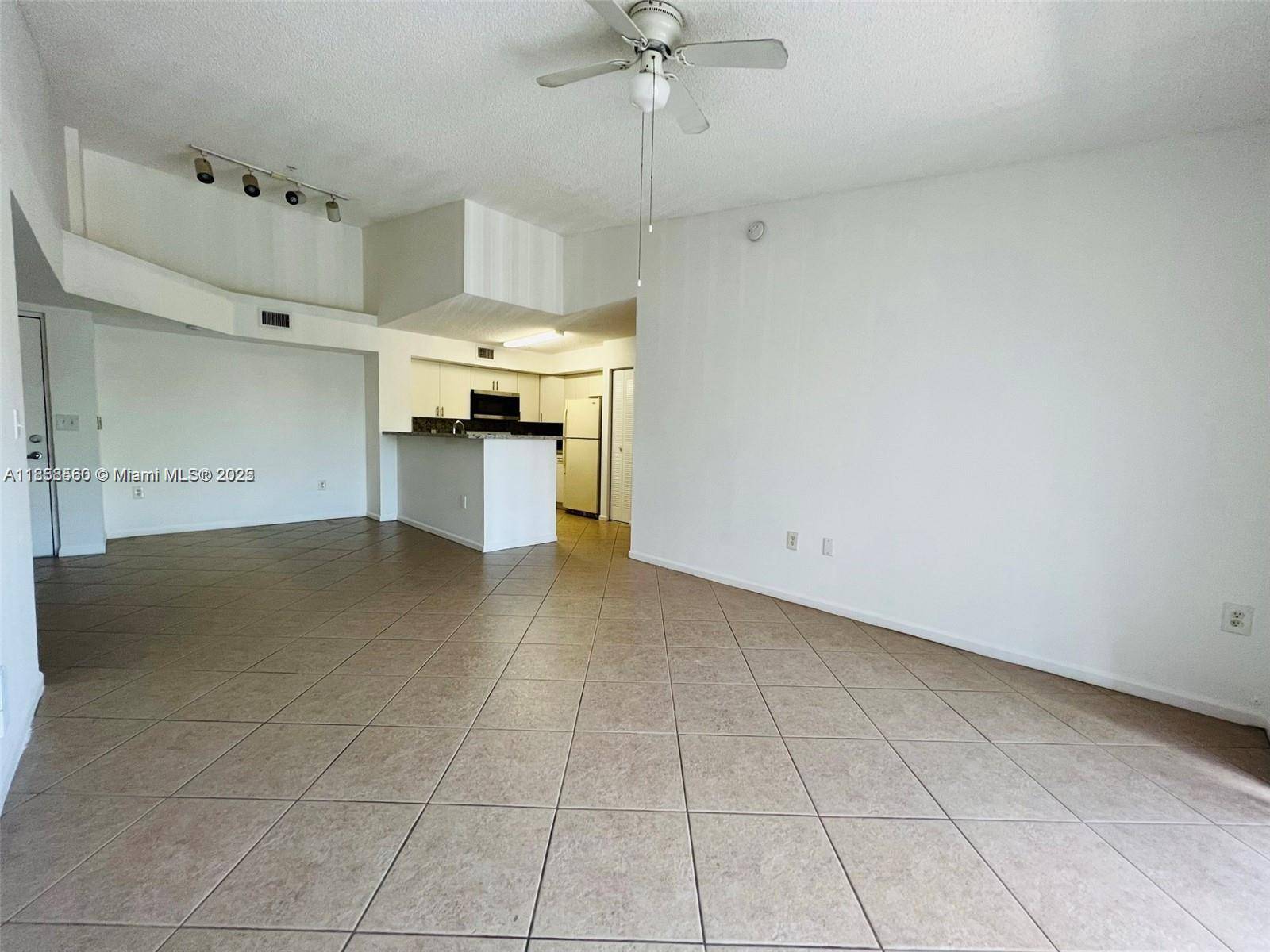 Miramar, FL 33025,2081 Renaissance Blvd #305