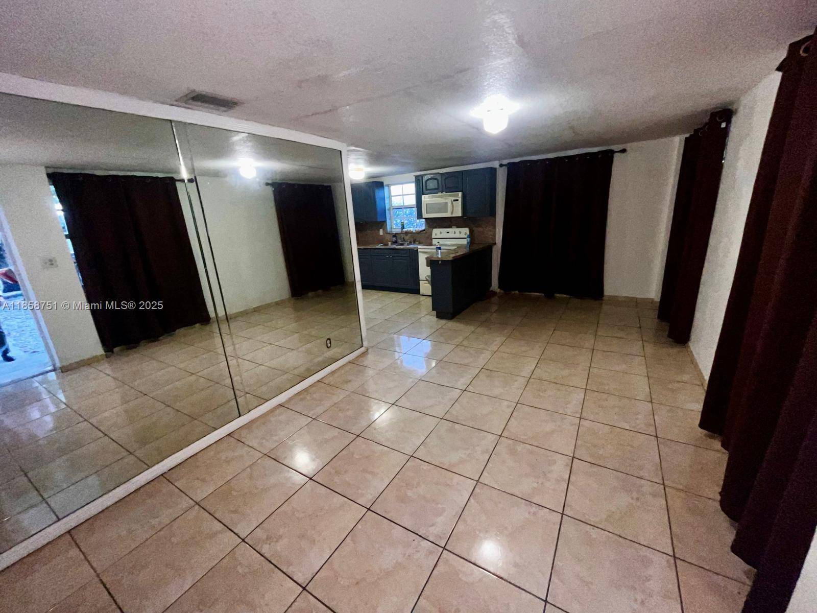 Miami, FL 33147,10325 NW 36th Ct