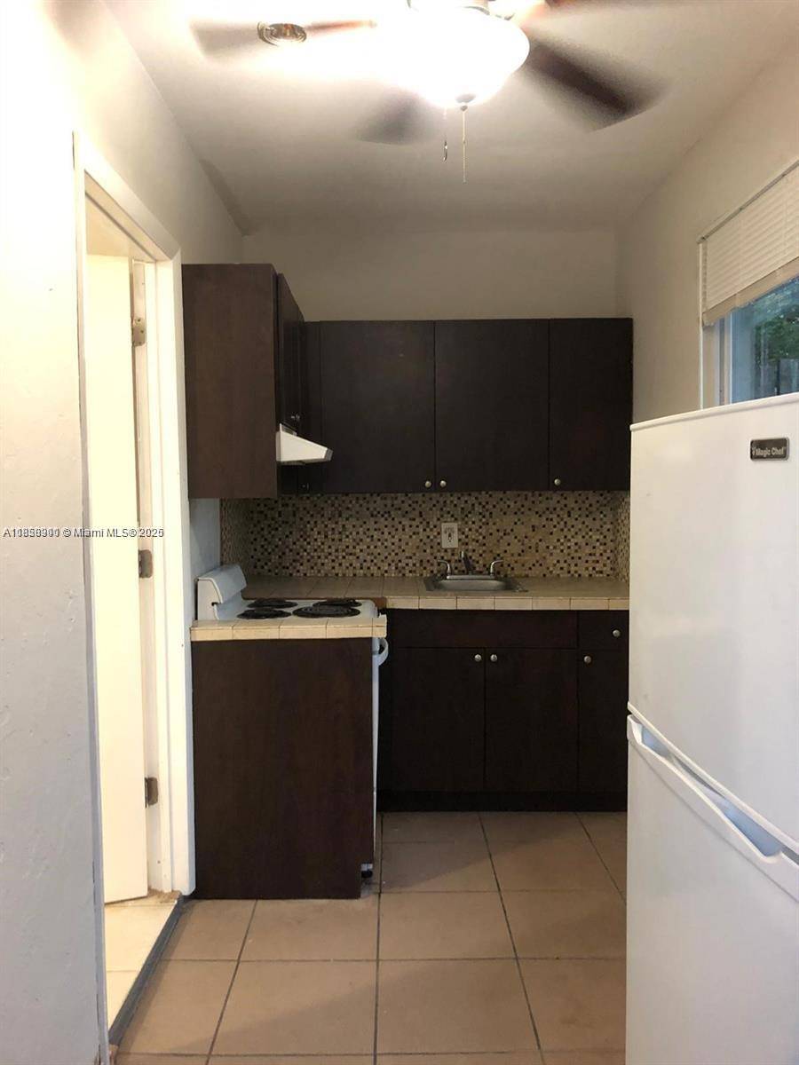 Miami, FL 33135,821 SW 29th Ct #4