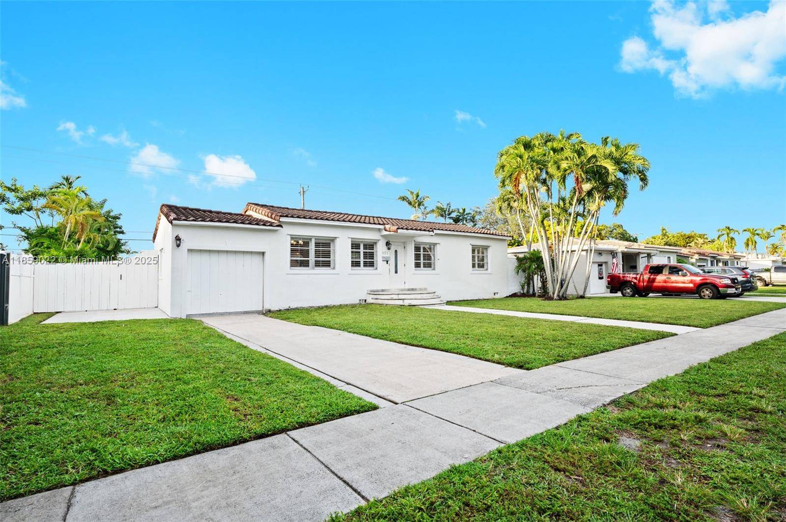 Miami Springs, FL 33166,851 Swan Ave