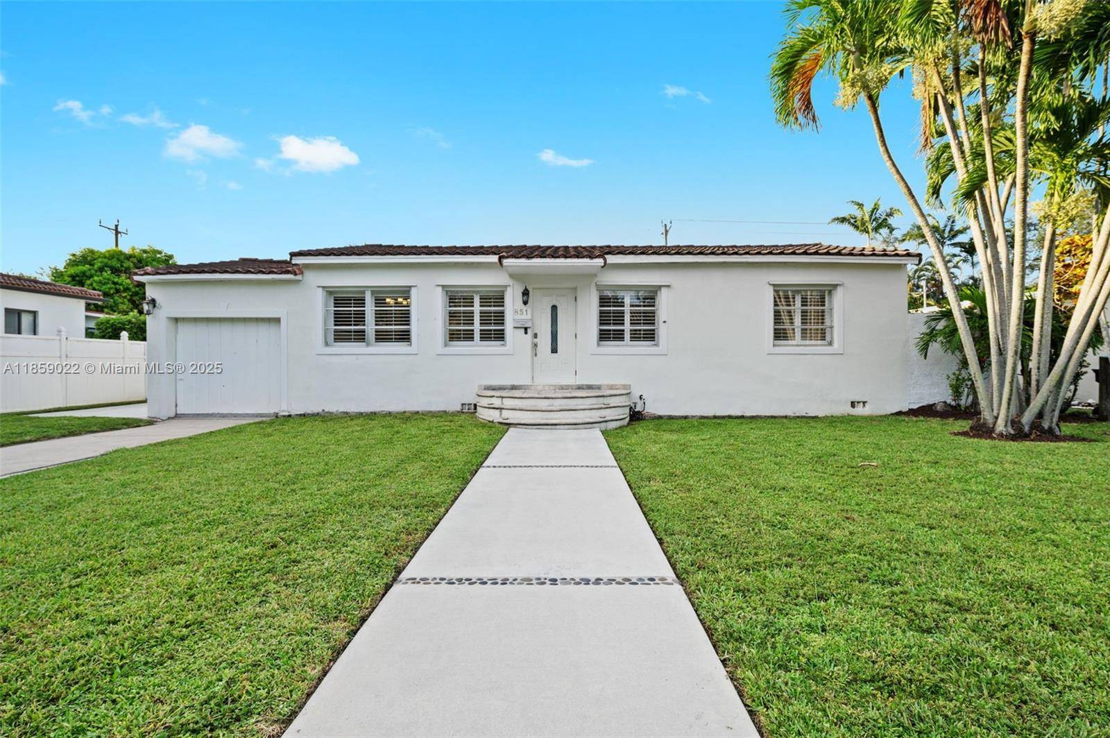 Miami Springs, FL 33166,851 Swan Ave