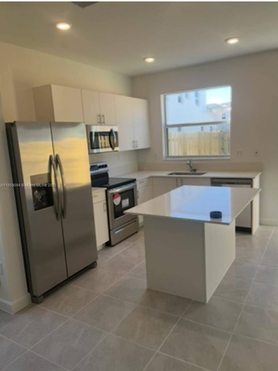 Homestead, FL 33033,16300 SW 291st St