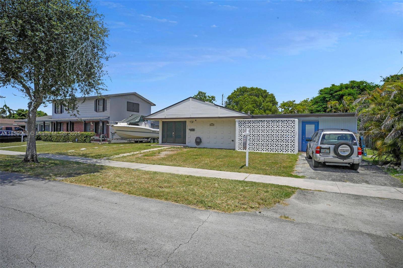 Miami, FL 33157,16313 SW 99th Pl