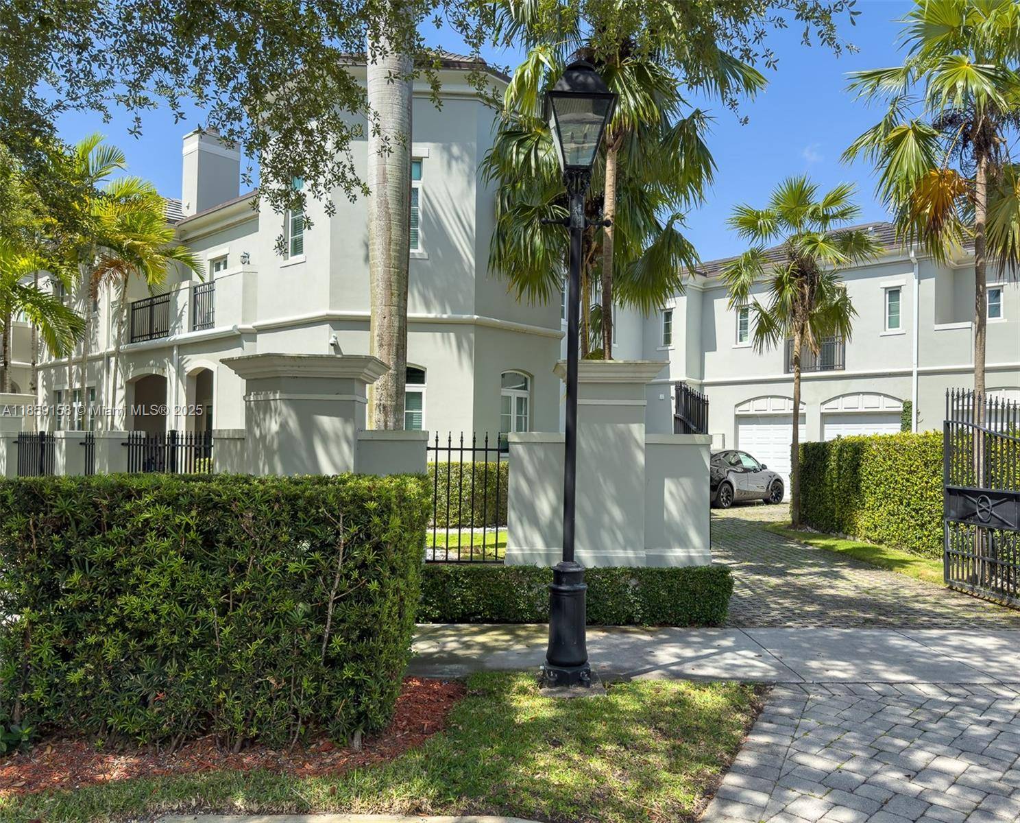 Pinecrest, FL 33156,10170 SW 75th Pl