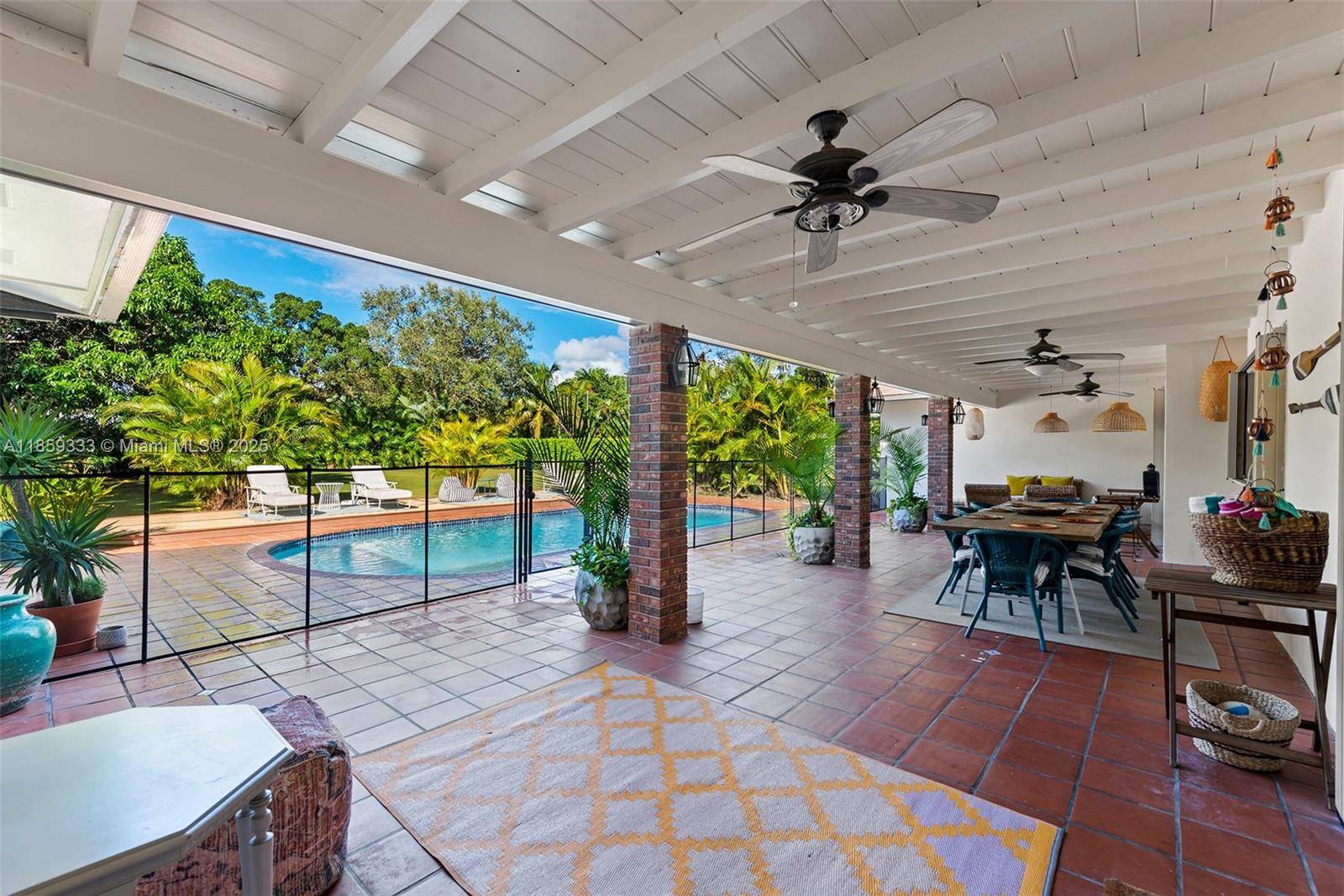 Pinecrest, FL 33156,11420 SW 80th Rd