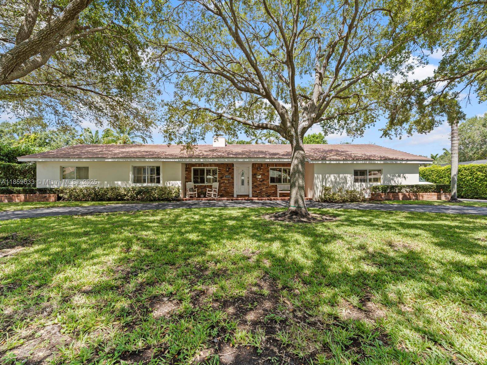 Pinecrest, FL 33156,13050 SW 71st Ave