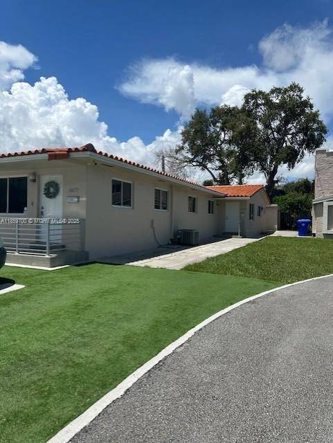 Miami, FL 33145,3675 SW 14th St #0