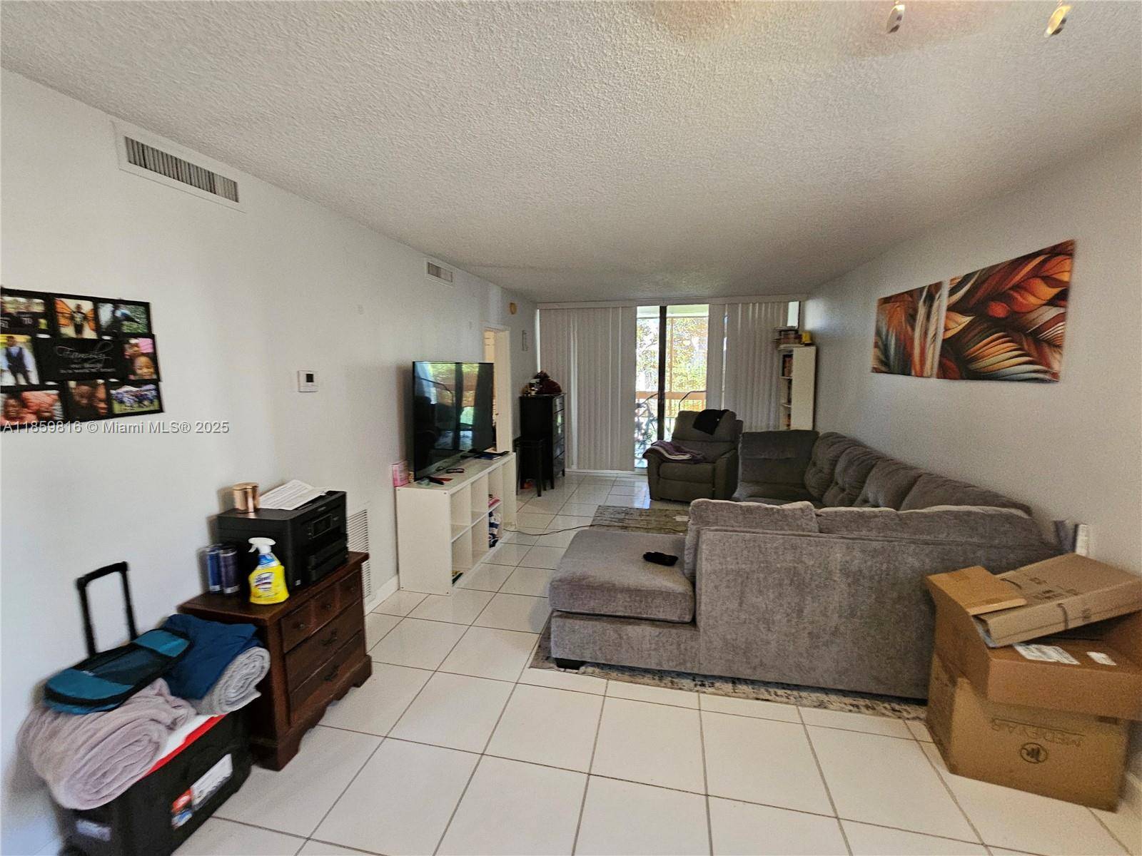 Coral Springs, FL 33065,8429 Forest Hills Dr #305