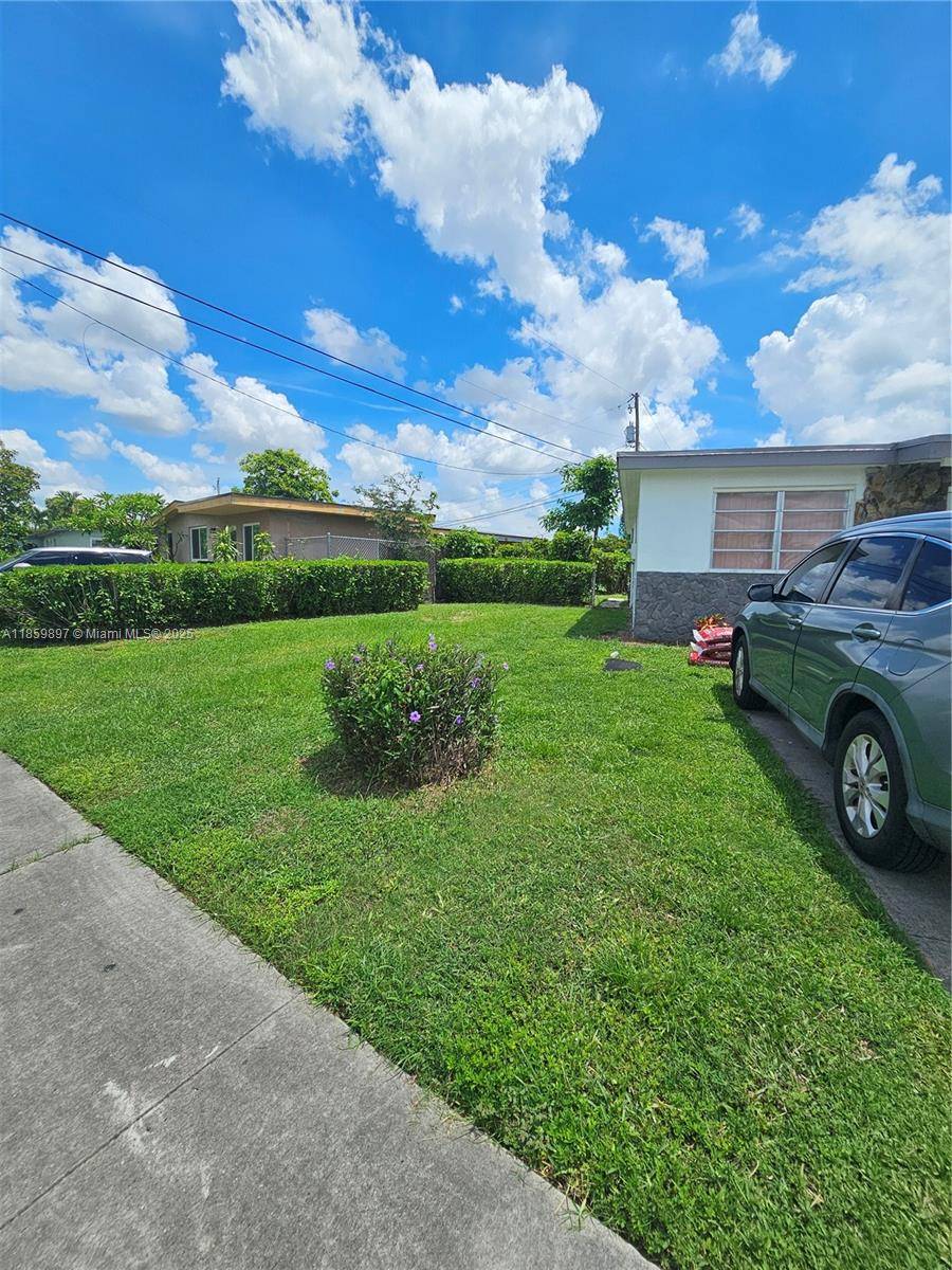 Miami, FL 33165,4151 SW 110th Ct