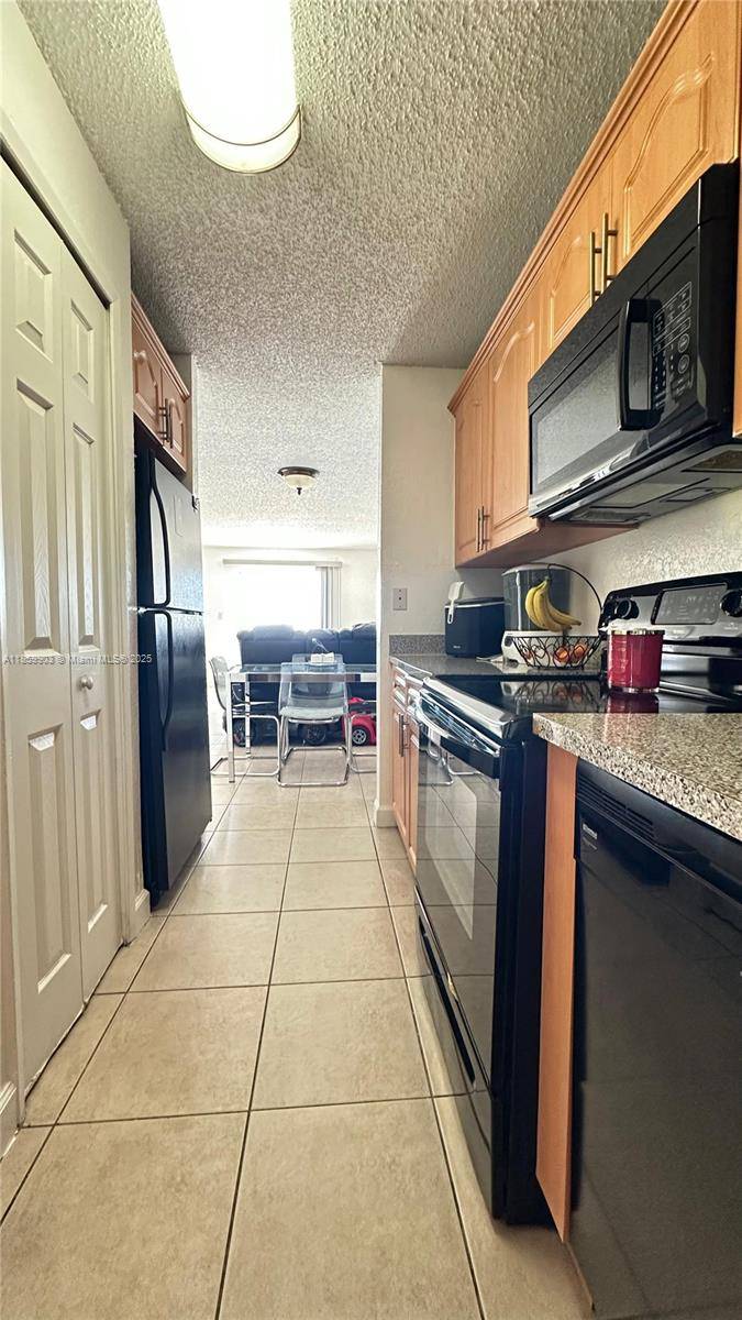 Hialeah, FL 33016,6060 W 21st Ct #604