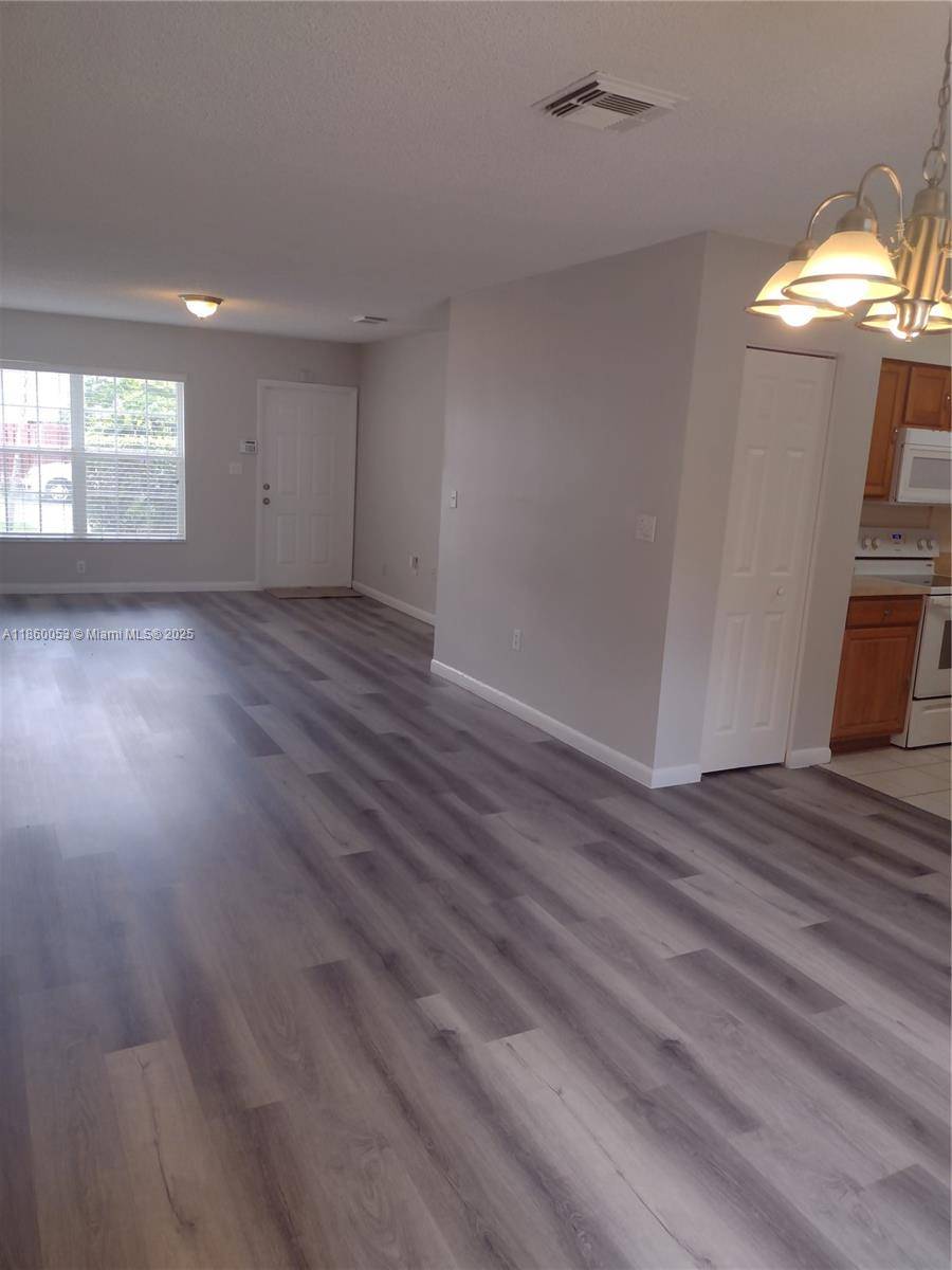 Miramar, FL 33025,2311 SW 83 AV #2311