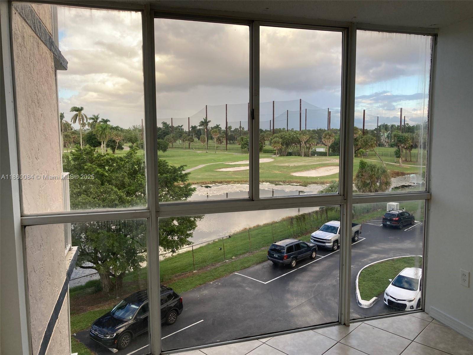 Hialeah, FL 33015,6995 NW 186th St #E403