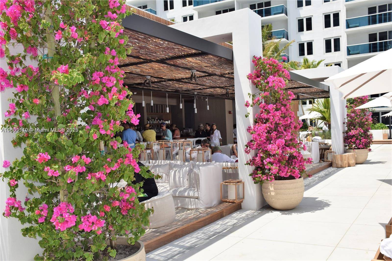 Miami Beach, FL 33139,2301 Collins Ave #306