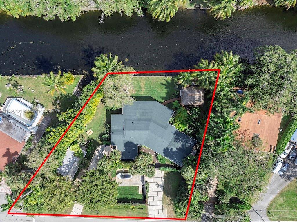 Miami, FL 33161,11377 W Biscayne Canal Rd