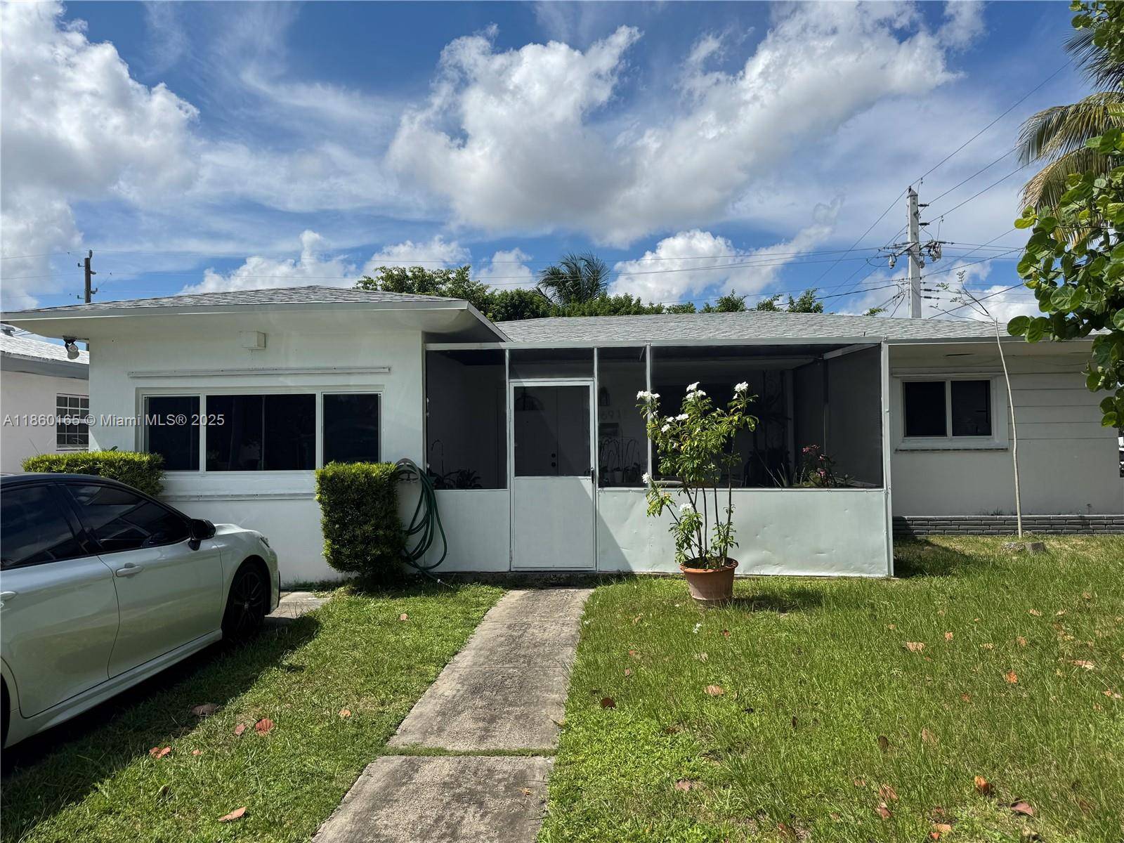 North Miami Beach, FL 33162,1691 NE 177th St