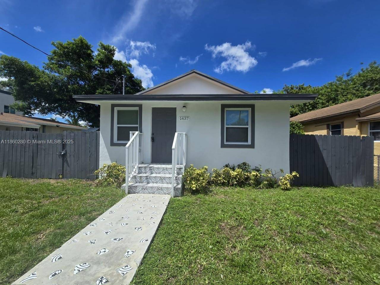 Miami, FL 33147,1437 NW 70th St