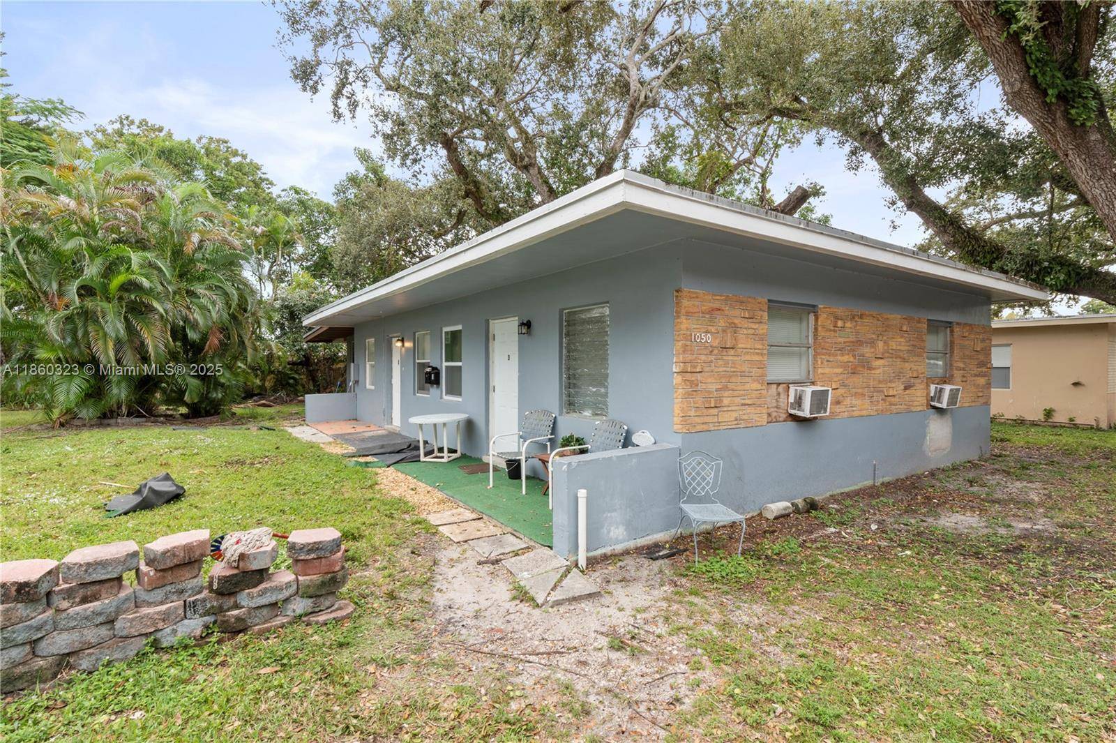 Fort Lauderdale, FL 33315,1040 SW 28th St #4